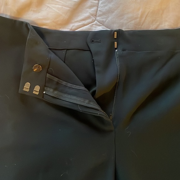 Ann Taylor high waisted crop slack pant. Size 14, Curvy Fit. In Like Condition! - Picture 3 of 5